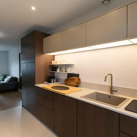 Historique Dior Apartament Granville