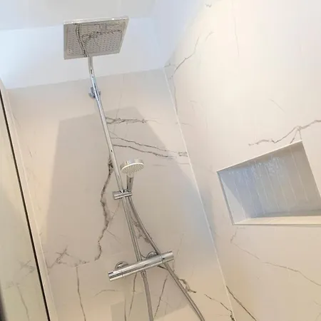 Apartament Historique Dior Granville