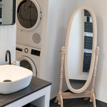 Historique Dior شقة غرانفيل