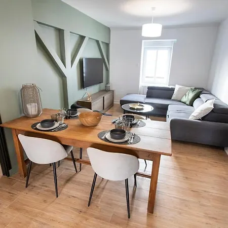 Historique Dior Apartment *