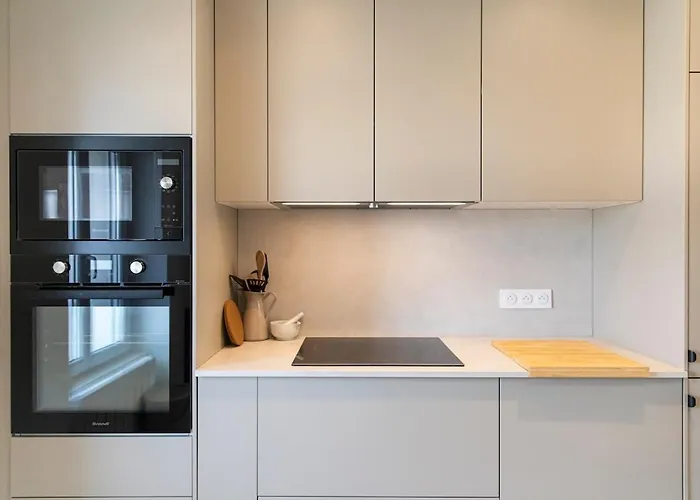 Historique Dior Apartment *